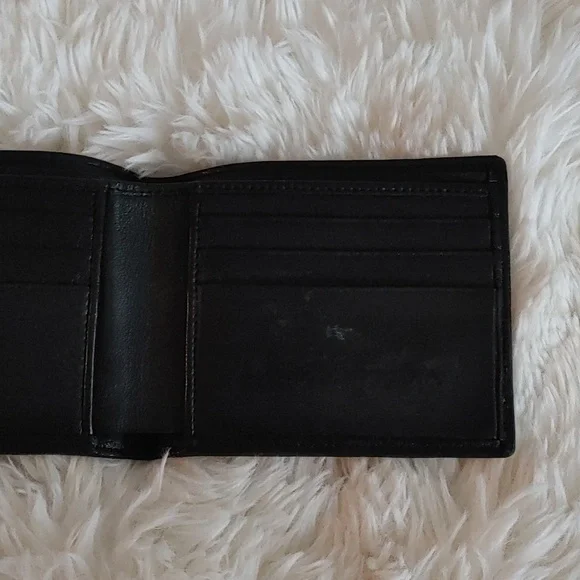 CHANEL Timeless Diamond Stitch Black Leather Bifold Wallet - Picture 9 of 16